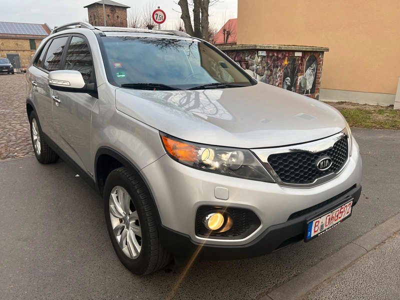 Kia Sorento gebraucht kaufen in BerlinSchönefeld Int.Nr. 192 VERKAUFT